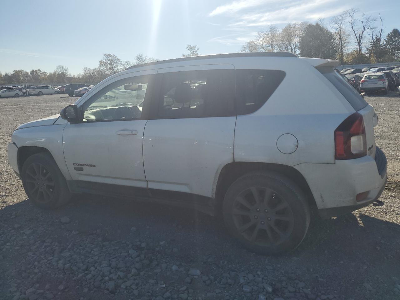 2017 Jeep Compass - Image 2