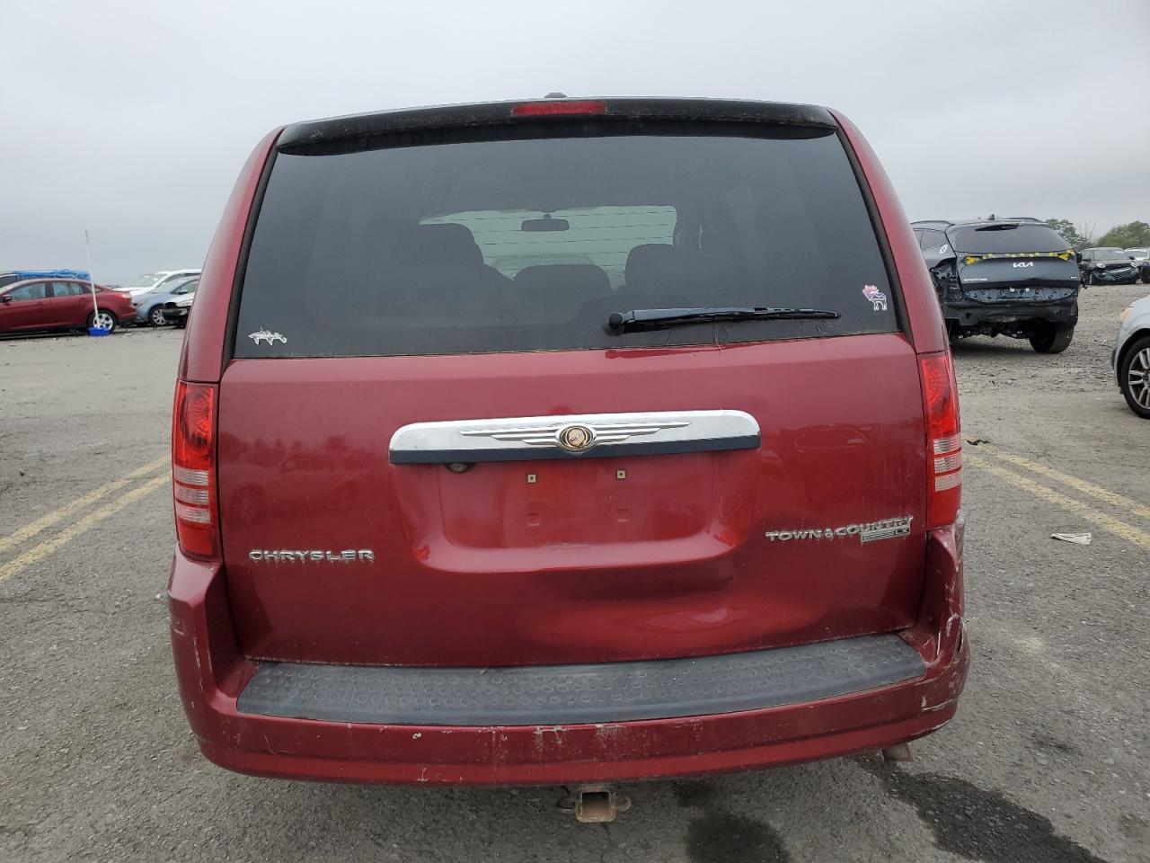 2A4RR2D15AR365755 2010 Chrysler Town & Country Lx