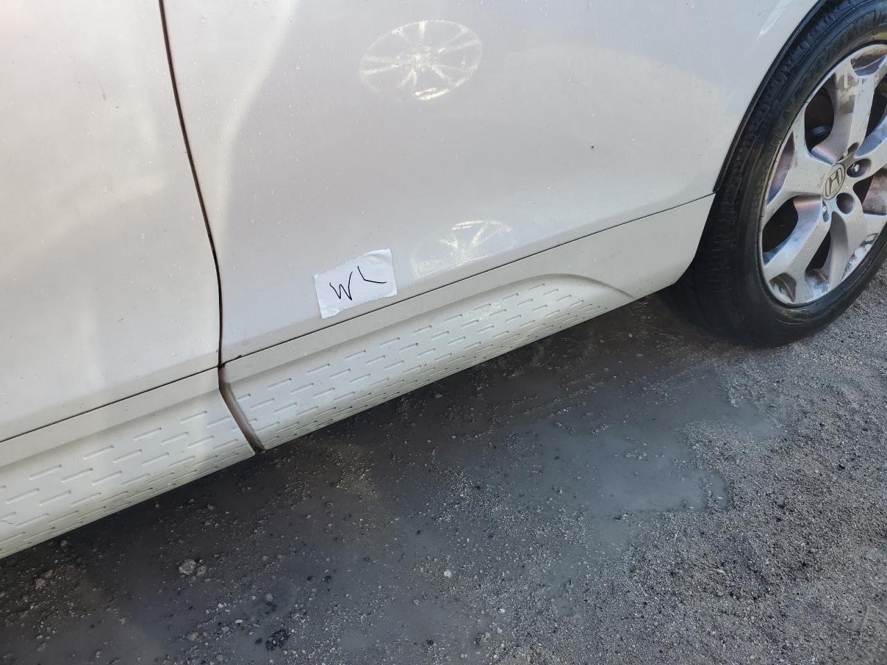 2010 Honda Accord - Image 12