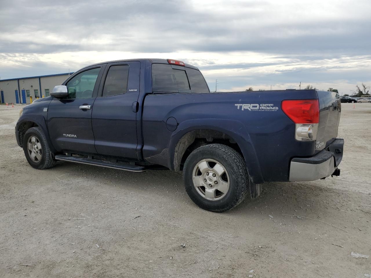 2007 Toyota Tundra - Image 2