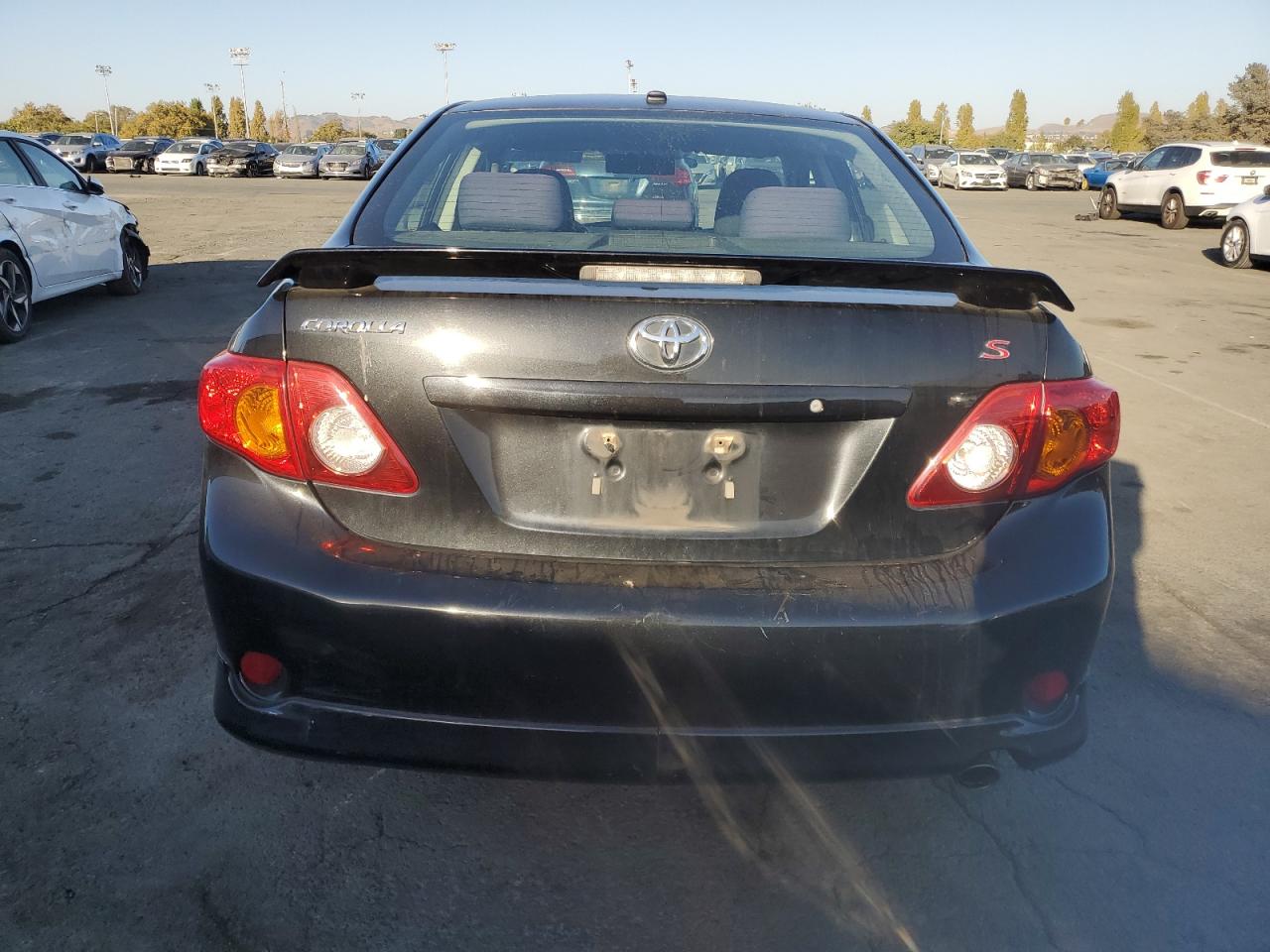 2010 Toyota Corolla Base VIN: 1NXBU4EE9AZ217951 Lot: 73888904