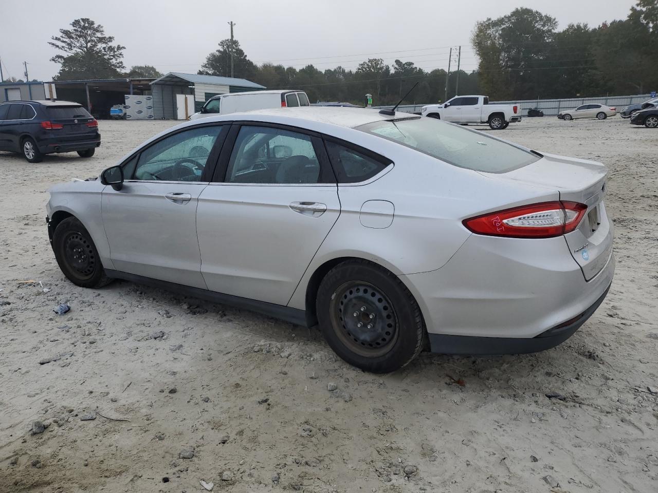2013 Ford Fusion - Image 2