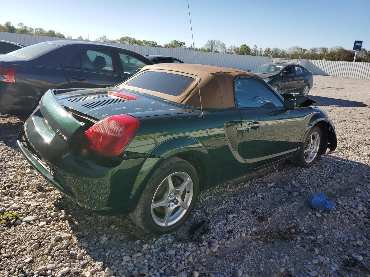 2002 Toyota MR2 - Image 3