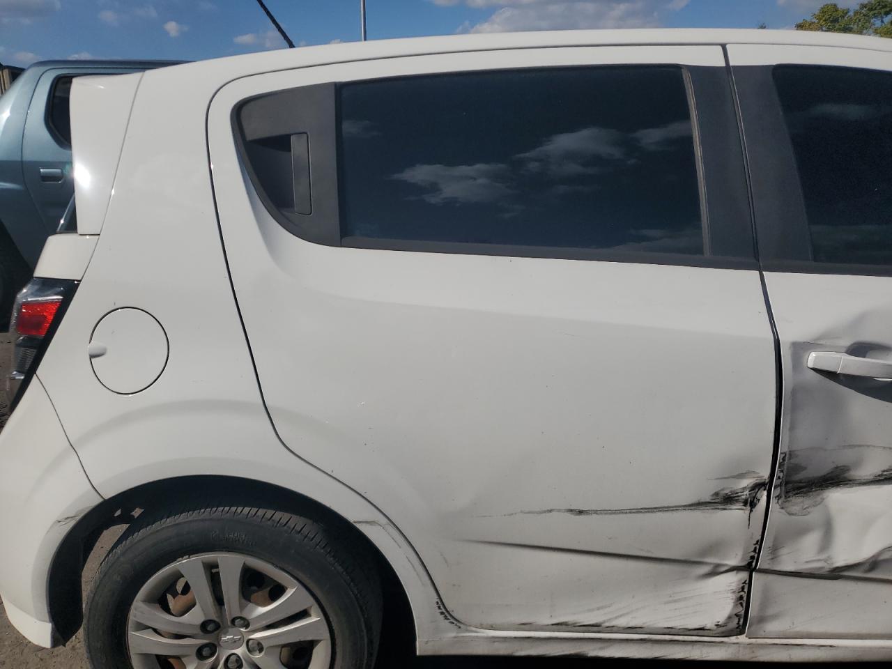 2017 Chevrolet Sonic VIN: 1G1JG6SH0H4174587 Lot: 74589924