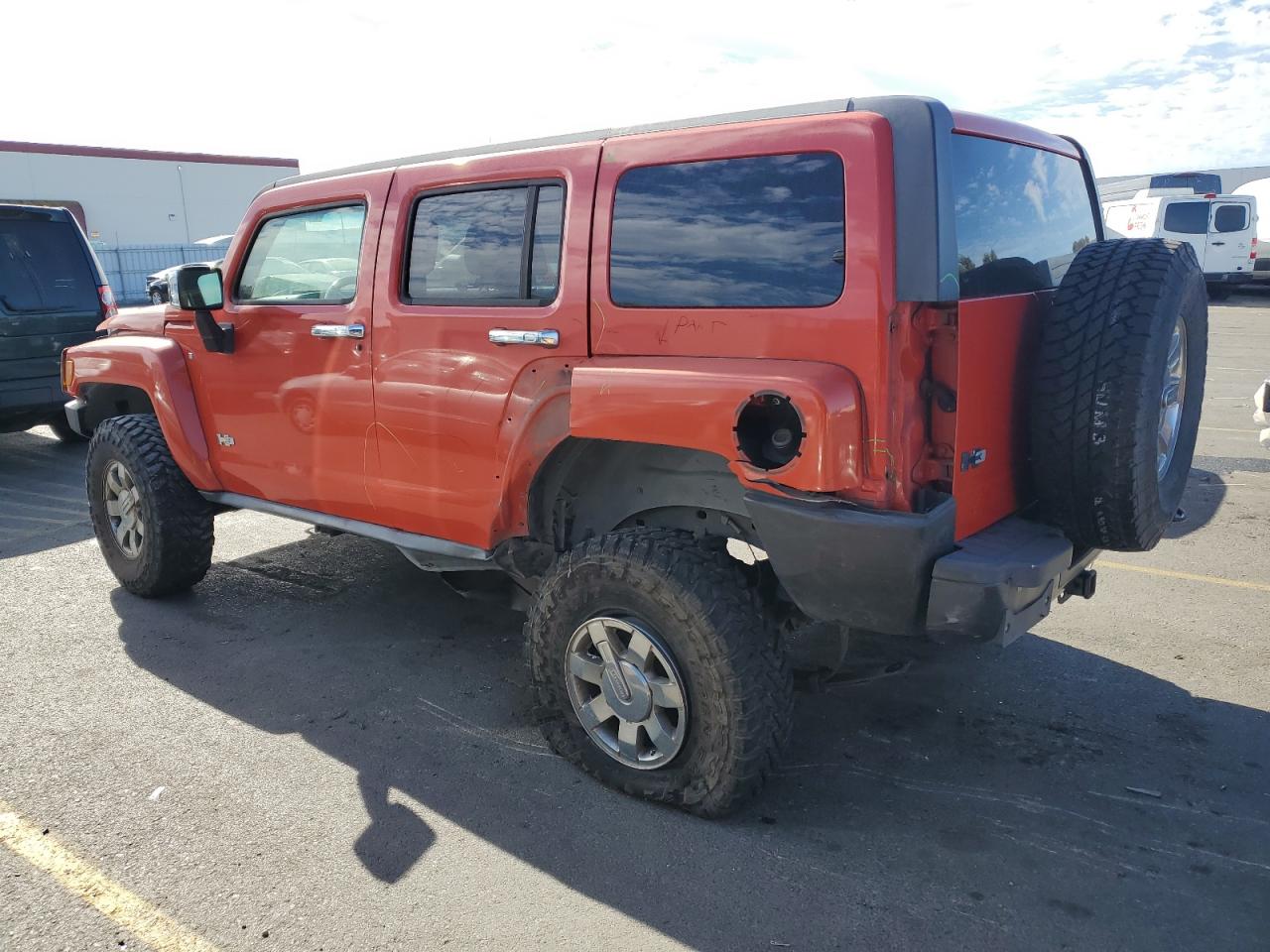 2009 Hummer H3 - Image 2