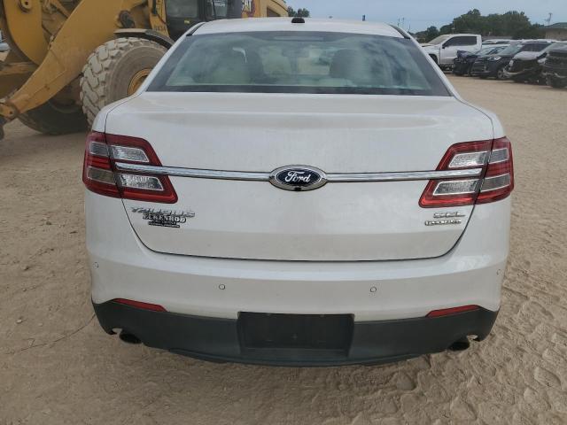 Sedans FORD TAURUS 2013 White