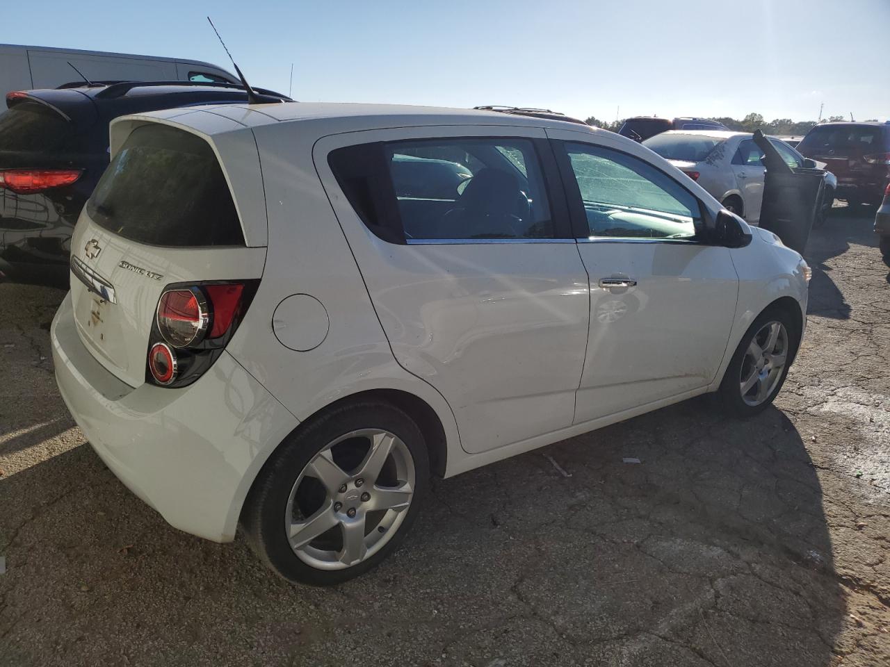 2013 Chevrolet Sonic - Image 3