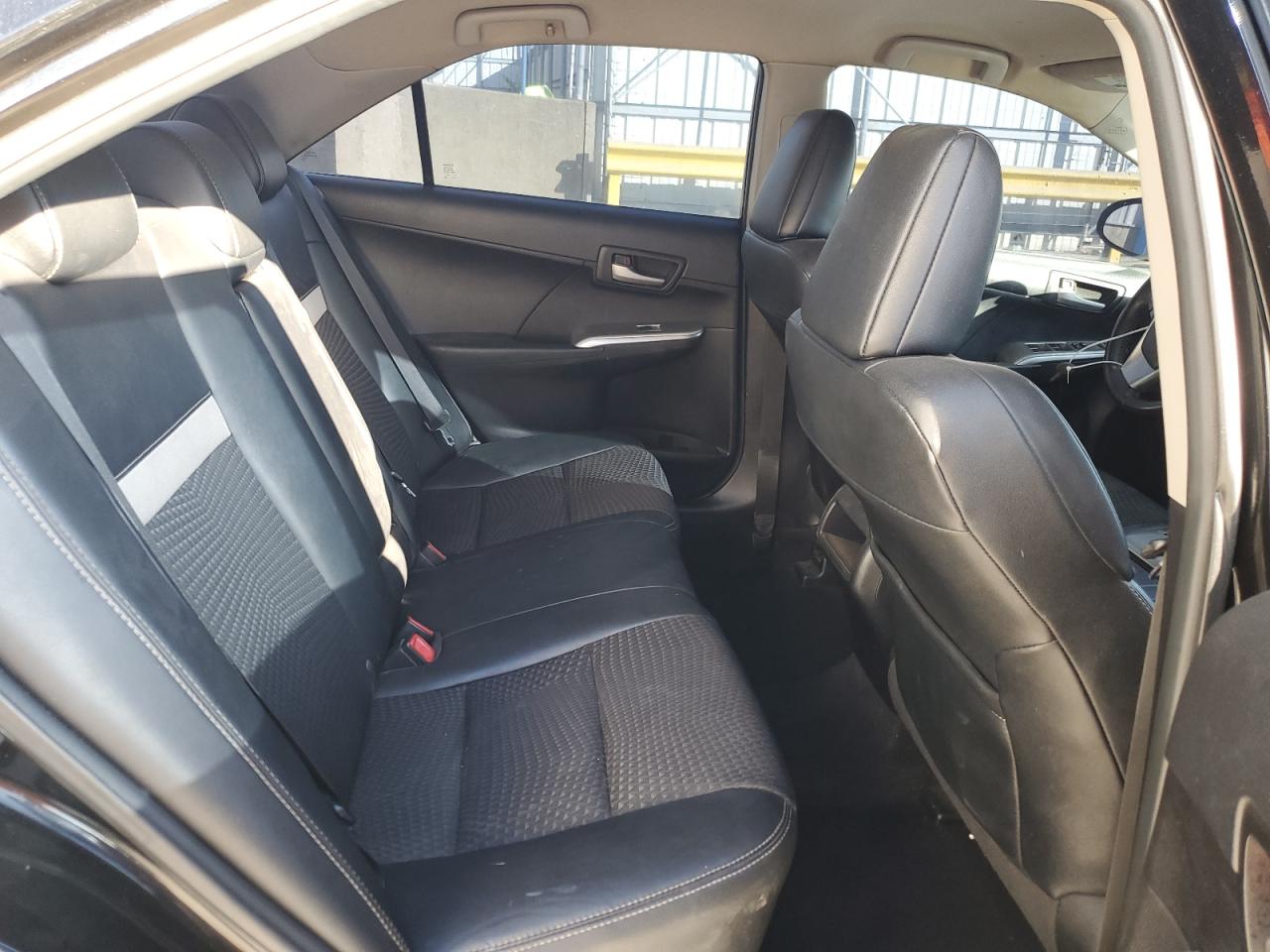 2012 Toyota Camry - Image 10