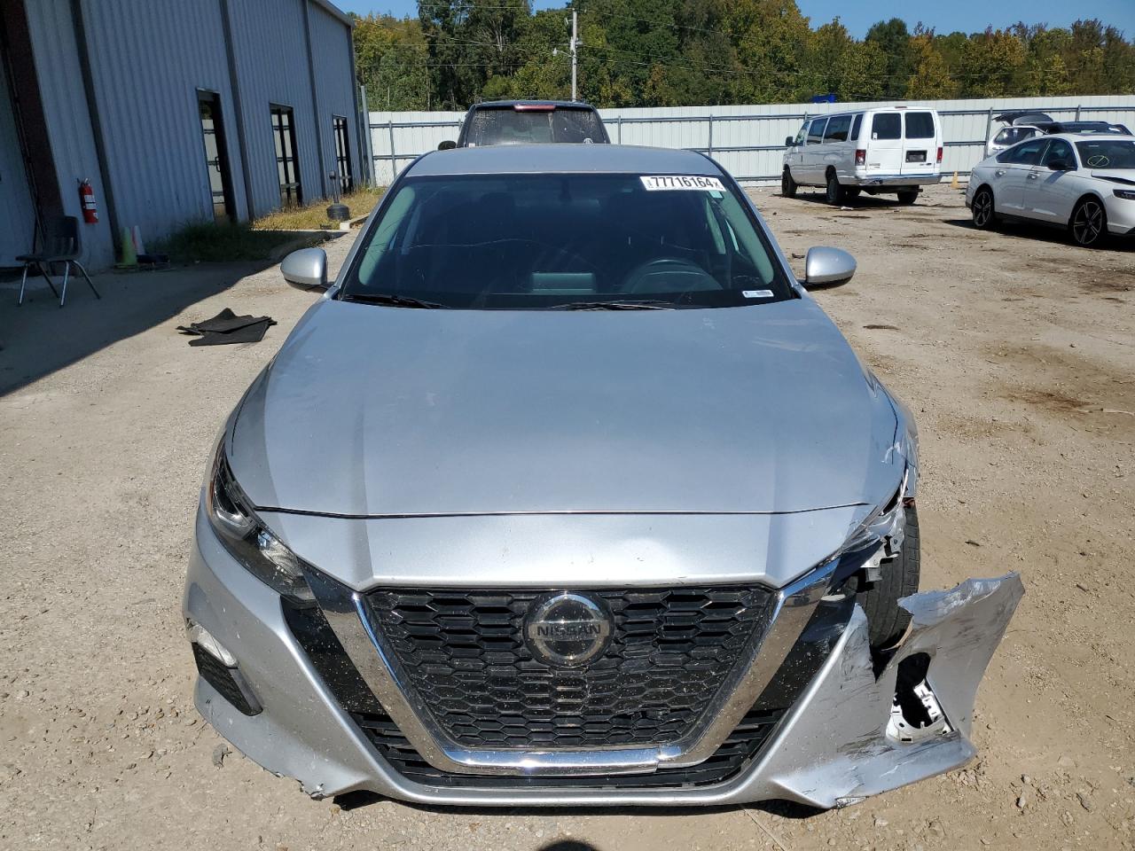 2019 Nissan Altima - Image 5