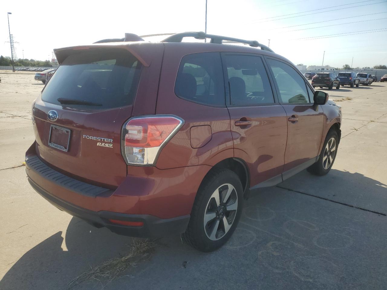 2017 Subaru Forester 2.5I Premium VIN: JF2SJAGC3HH525371 Lot: 75924124