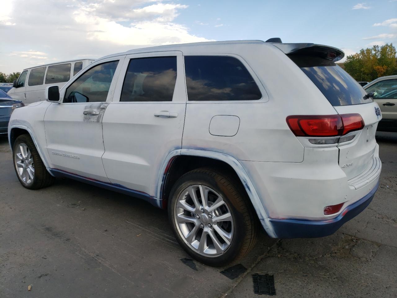 2018 Jeep Grand Cherokee - Image 2