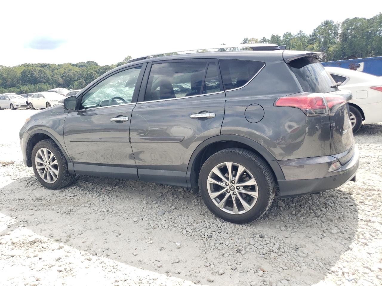 2T3YFREV7GW292536 2016 TOYOTA RAV 4 - Image 2