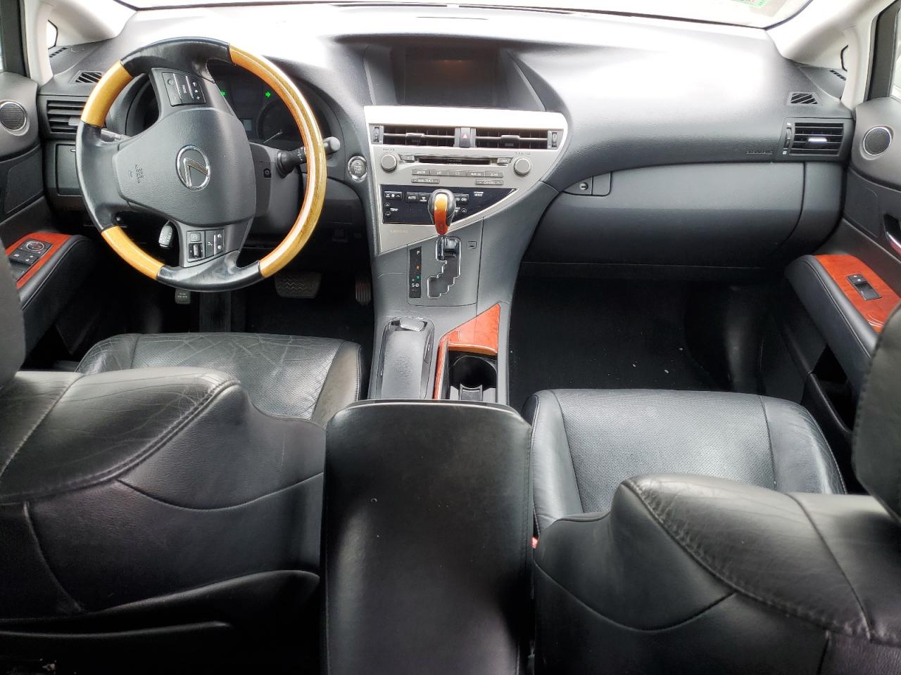 2010 Lexus RX - Image 8