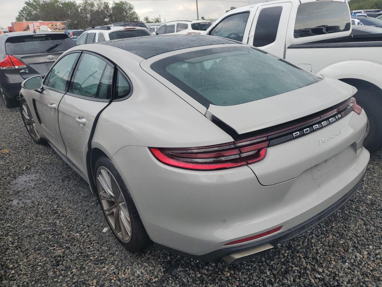 VIN WP0AA2A74JL118657 2018 PORSCHE PANAMERA no.2