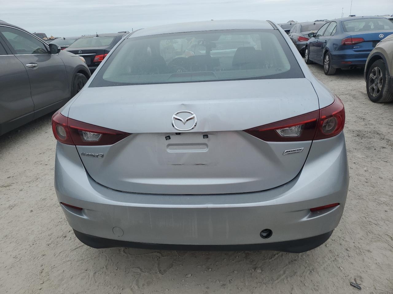 2018 Mazda 3 Sport VIN: 3MZBN1U79JM219624 Lot: 75246044