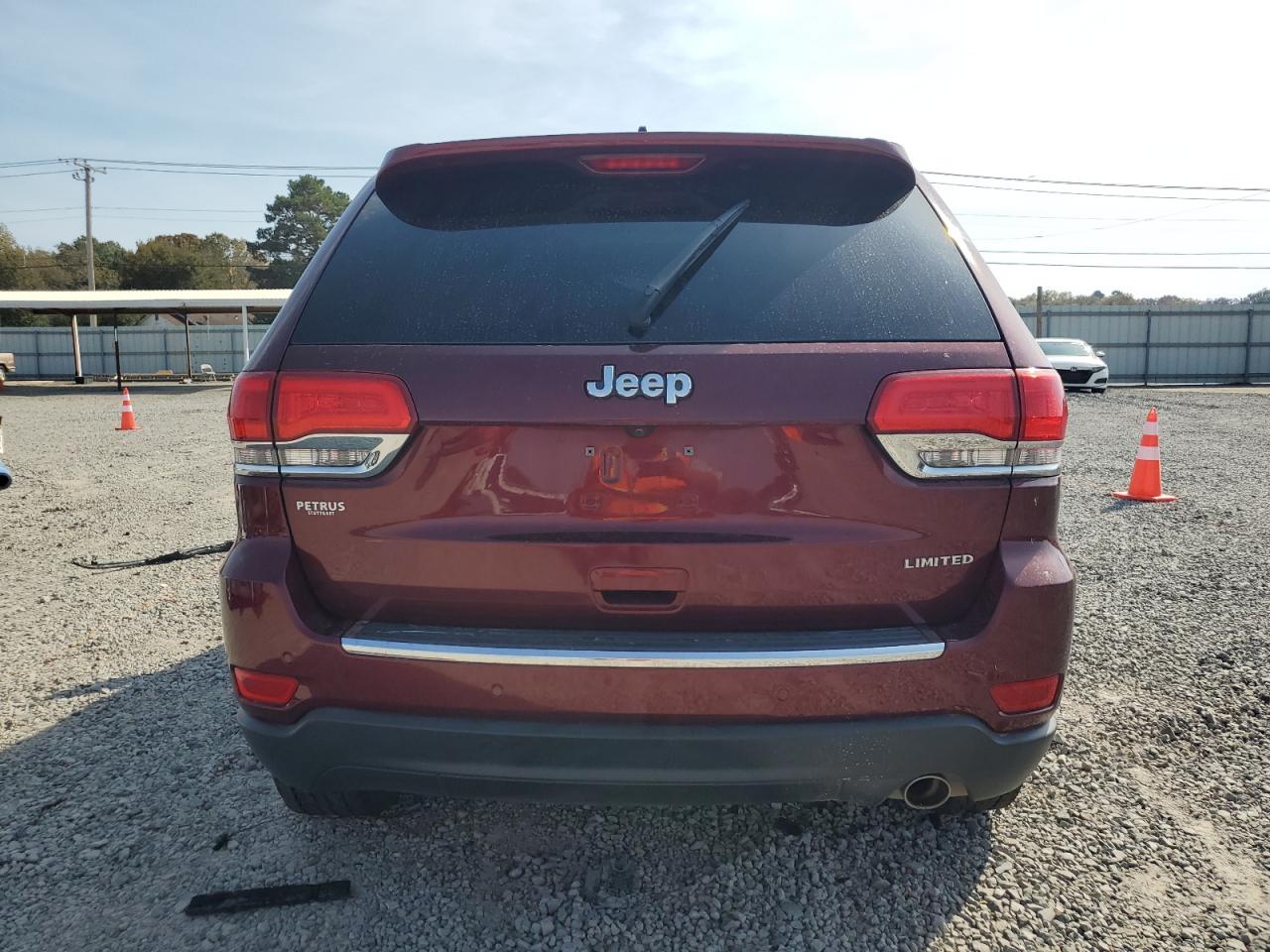2017 Jeep Grand Cherokee - Image 6