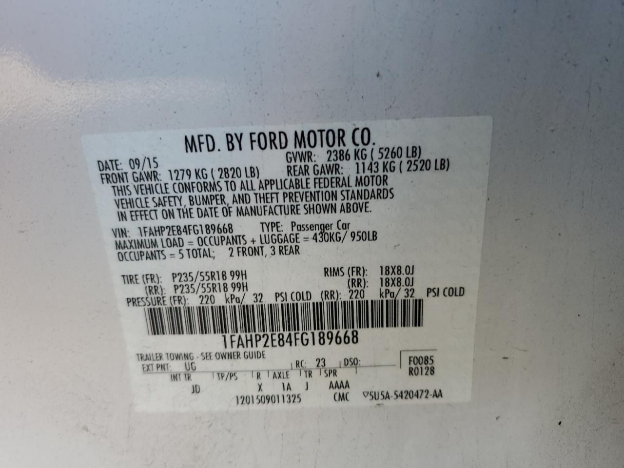 2015 Ford Taurus - Image 12
