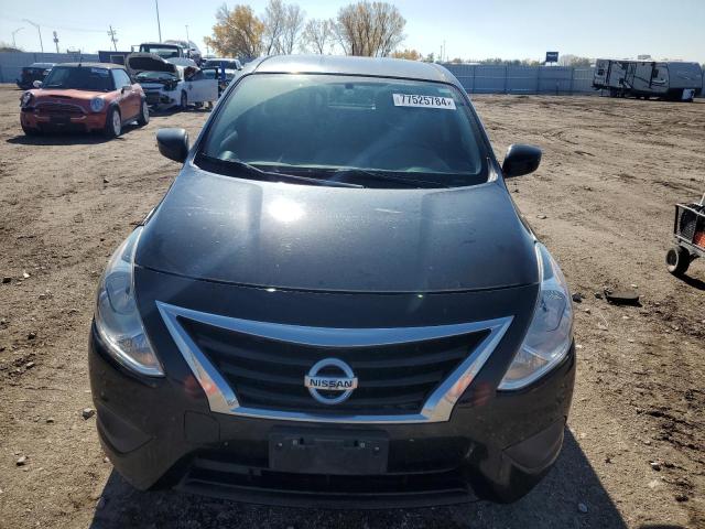  NISSAN VERSA 2018 Черный