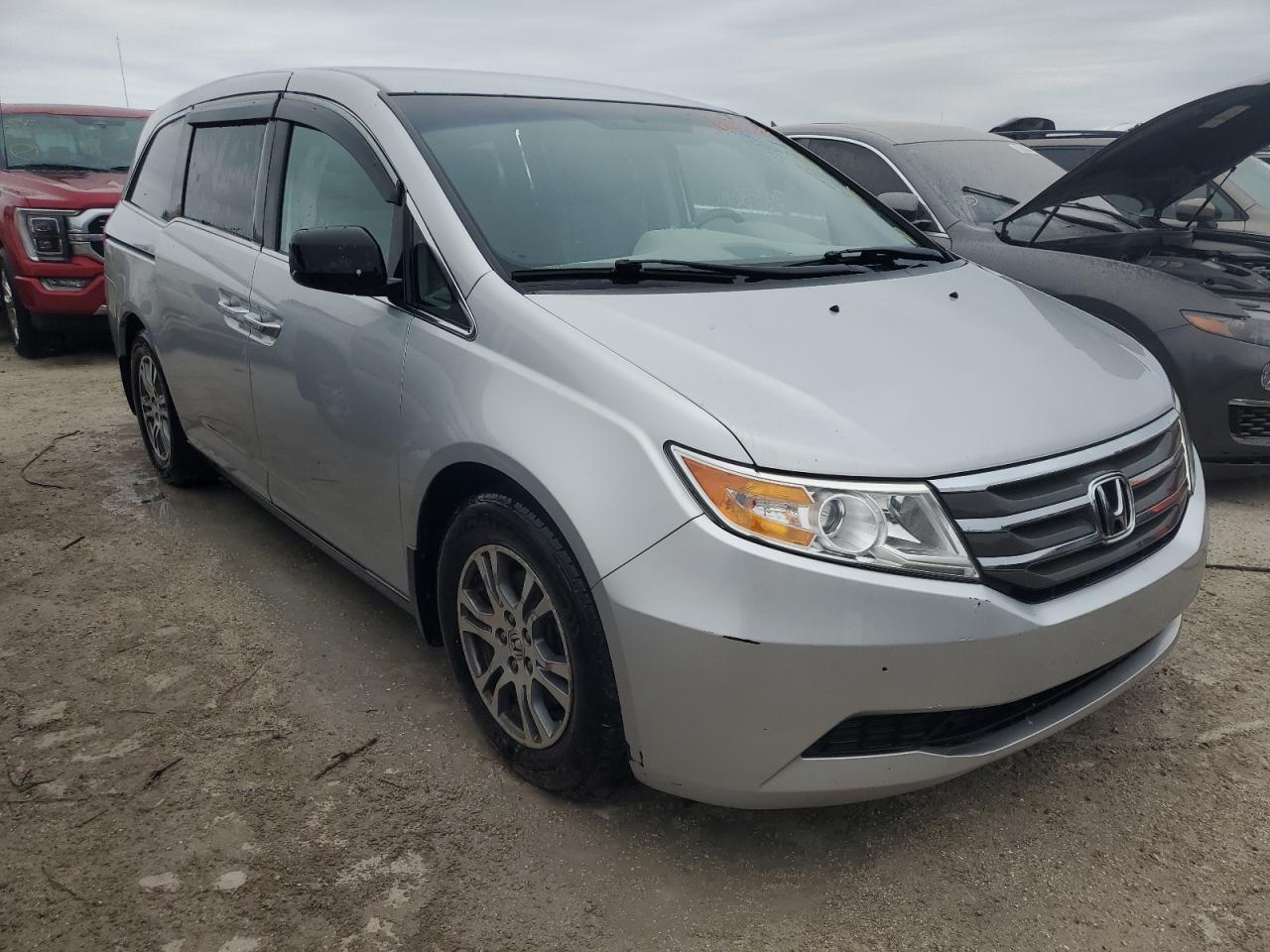 2013 Honda Odyssey - Image 4
