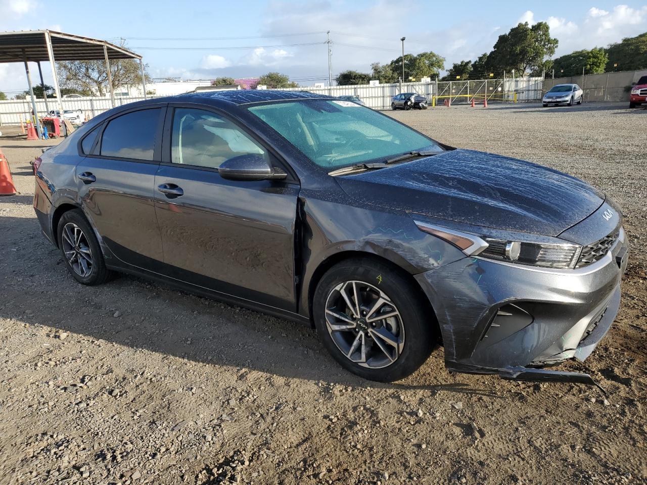 2022 Kia Forte - Image 4