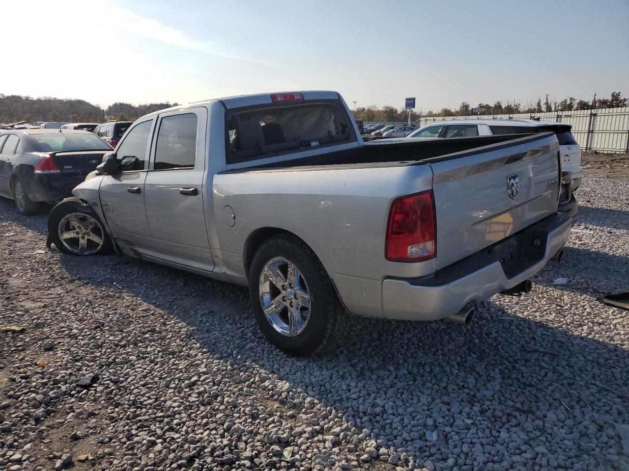 2016 RAM 1500 - Image 2