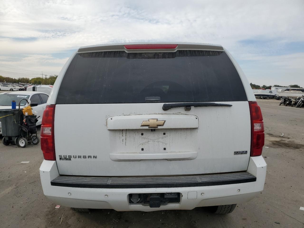 2008 Chevrolet Suburban - Image 6
