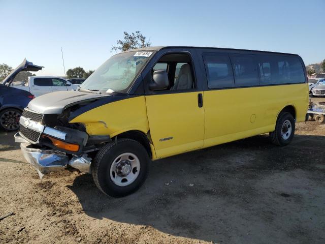 San Martin, CA에서 판매 중인 2004 Chevrolet Express G3500  - Front End