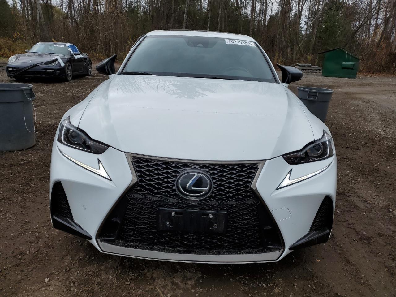 2018 Lexus IS - Image 5
