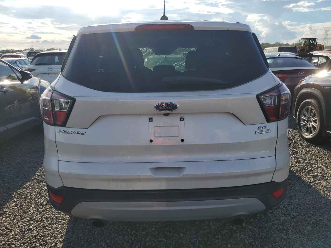 2017 Ford Escape Se VIN: 1FMCU0GD3HUB86823 Lot: 73838714