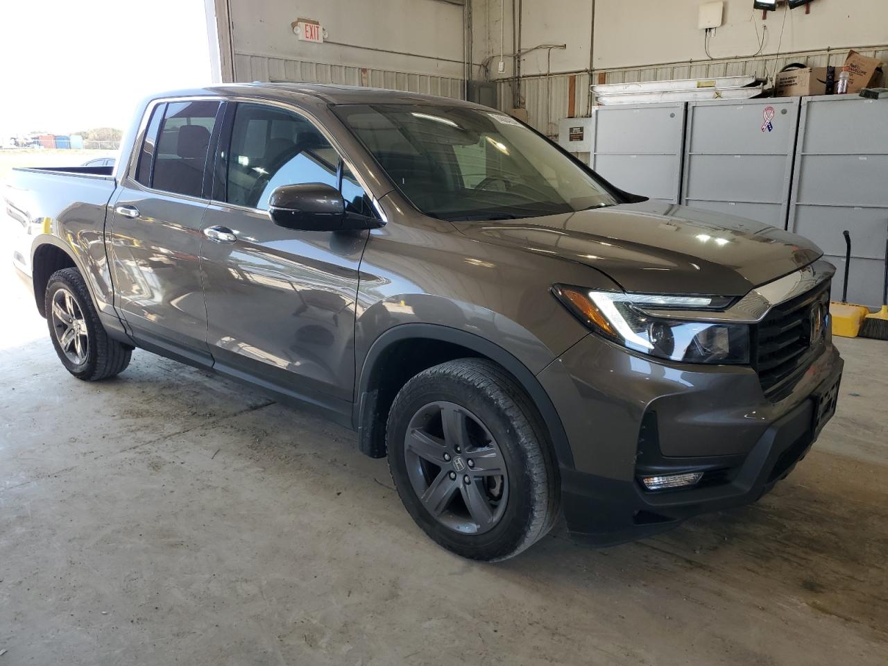 2022 Honda Ridgeline - Image 4
