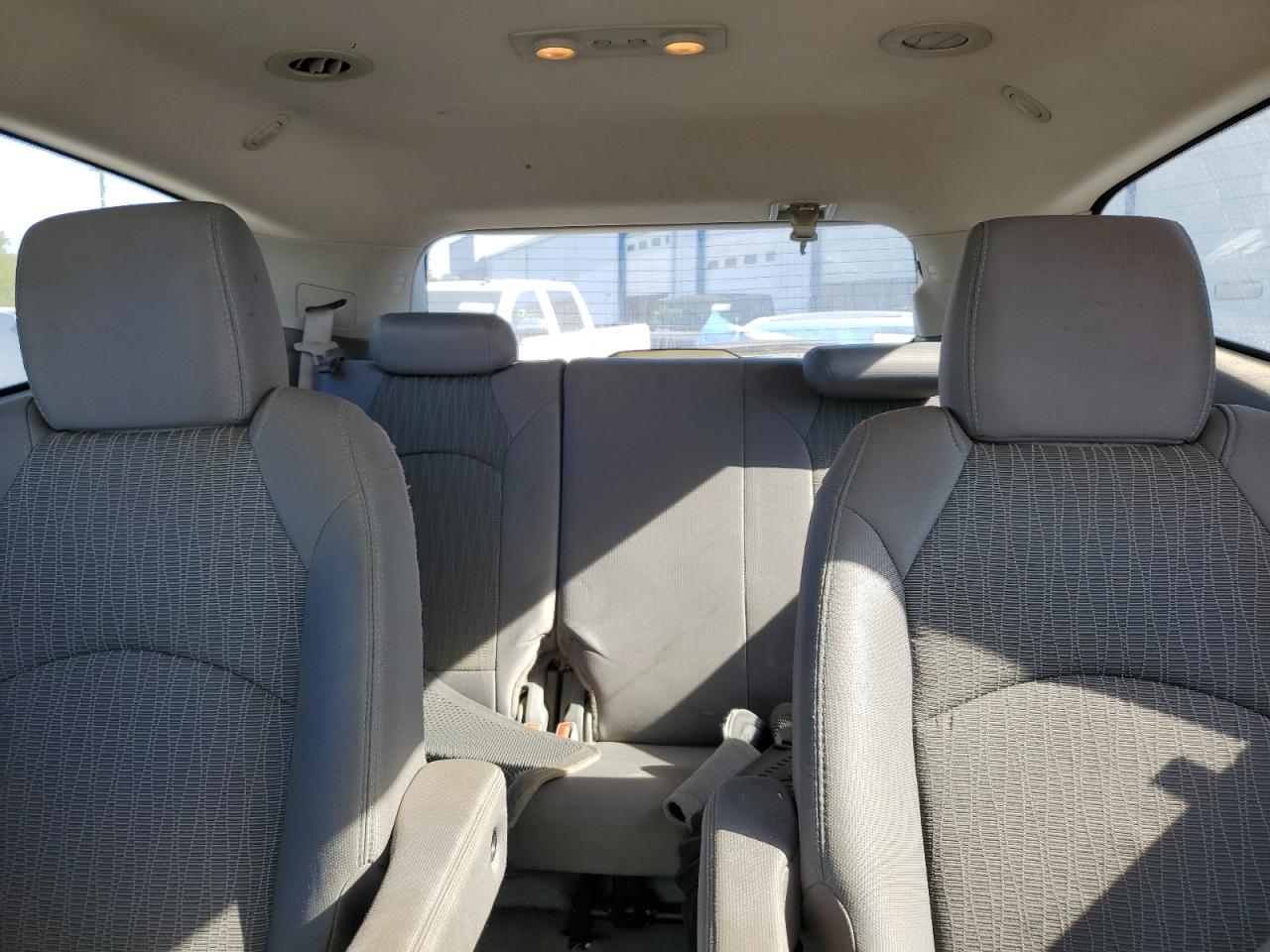 2014 Chevrolet Traverse - Image 10