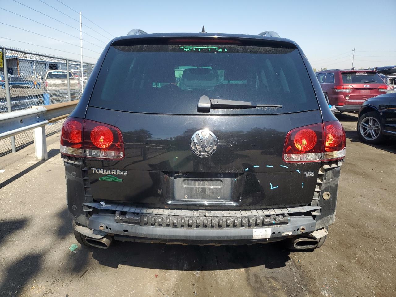 2008 Volkswagen Touareg 2 V8 VIN: WVGCB77L08D013279 Lot: 74116514