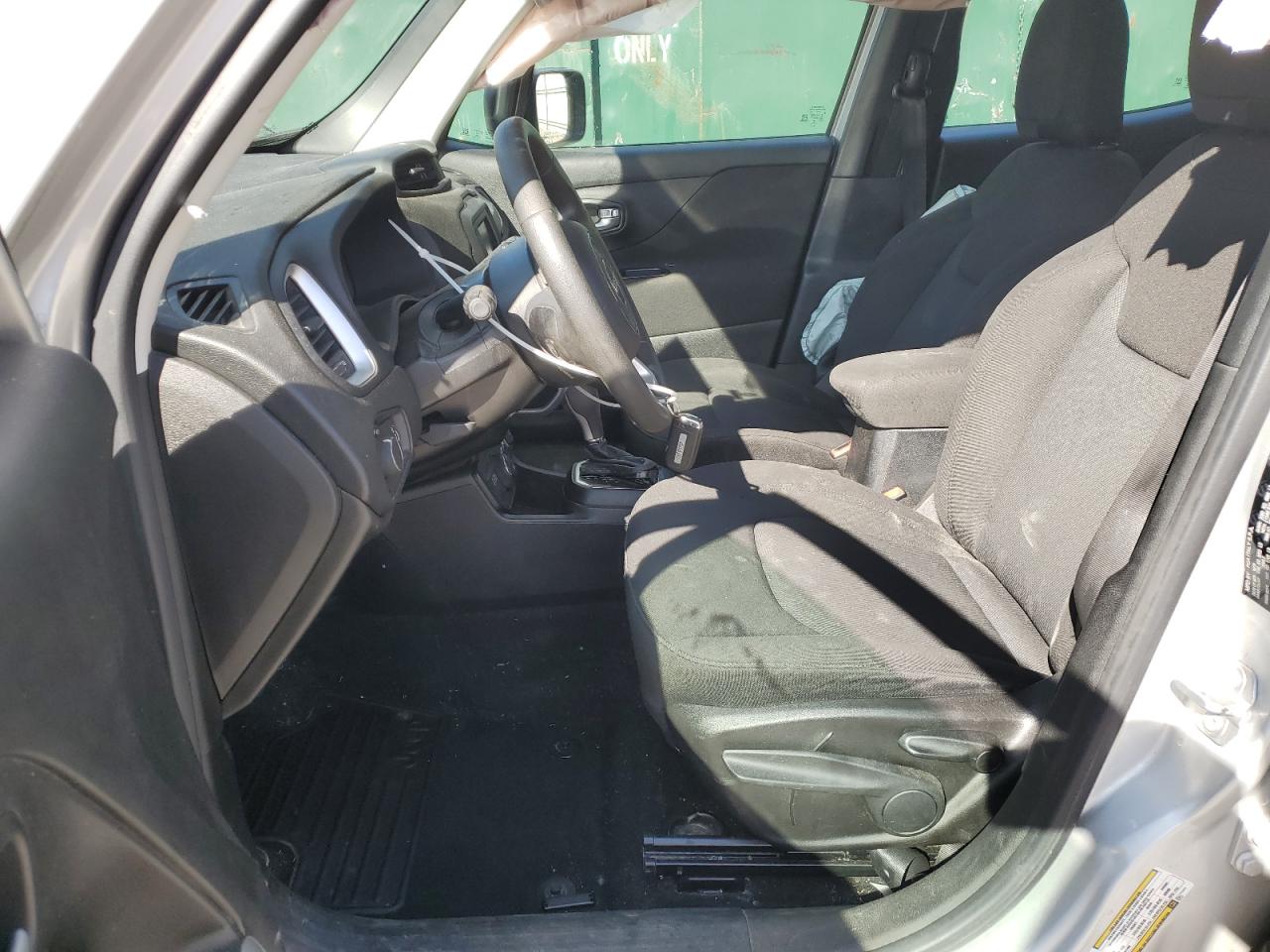 2018 Jeep Renegade - Image 7