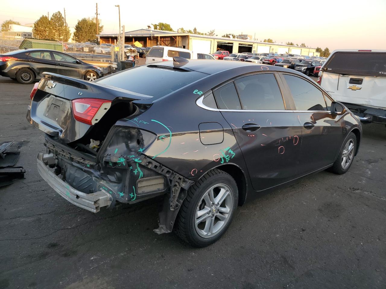 2016 Chevrolet Cruze - Image 3