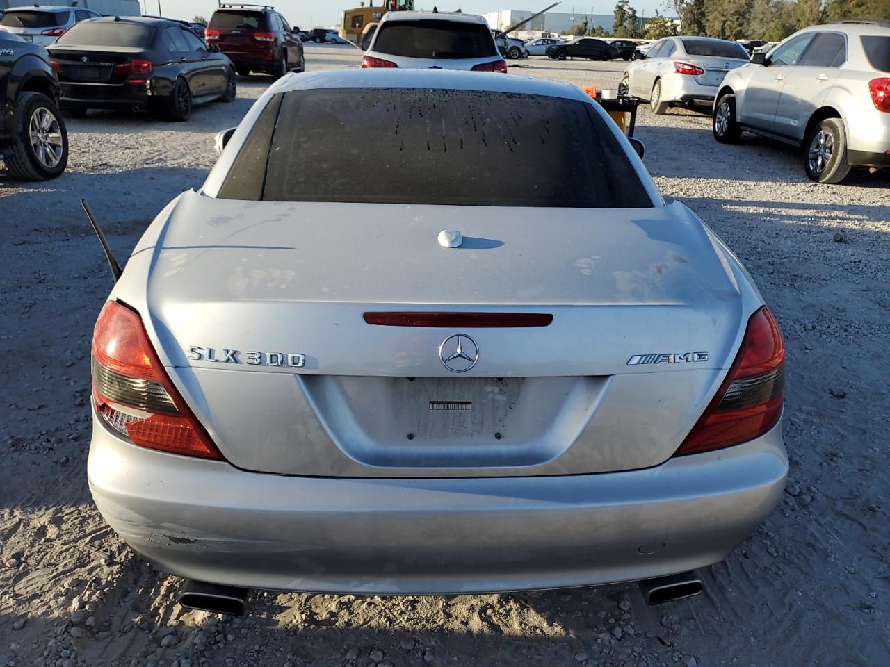 2010 Mercedes-Benz Slk 300 VIN: WDBWK5EA6AF228889 Lot: 75907234