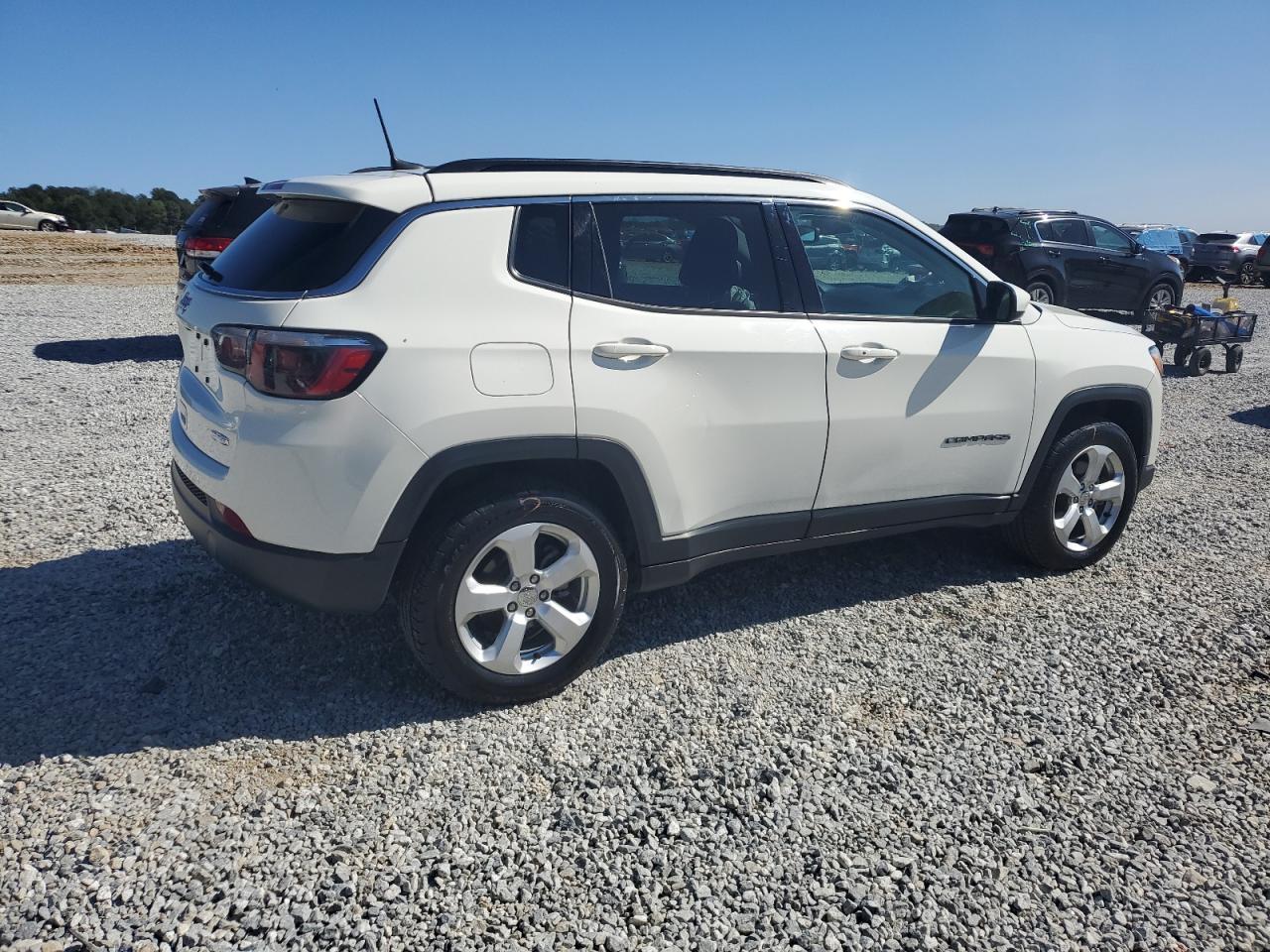 2020 Jeep Compass - Image 3