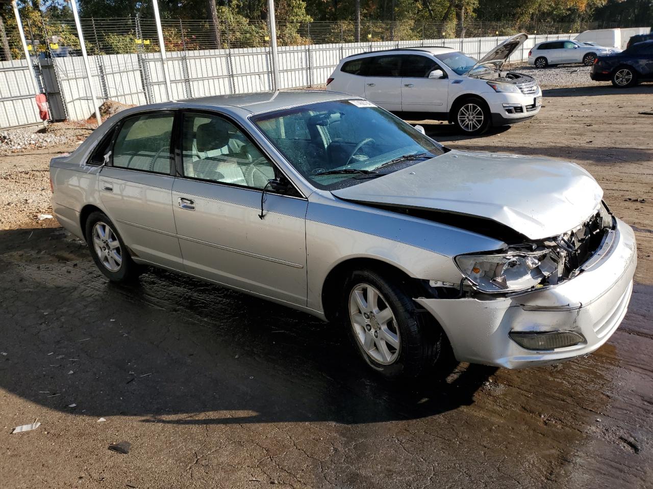 2002 Toyota Avalon - Image 4