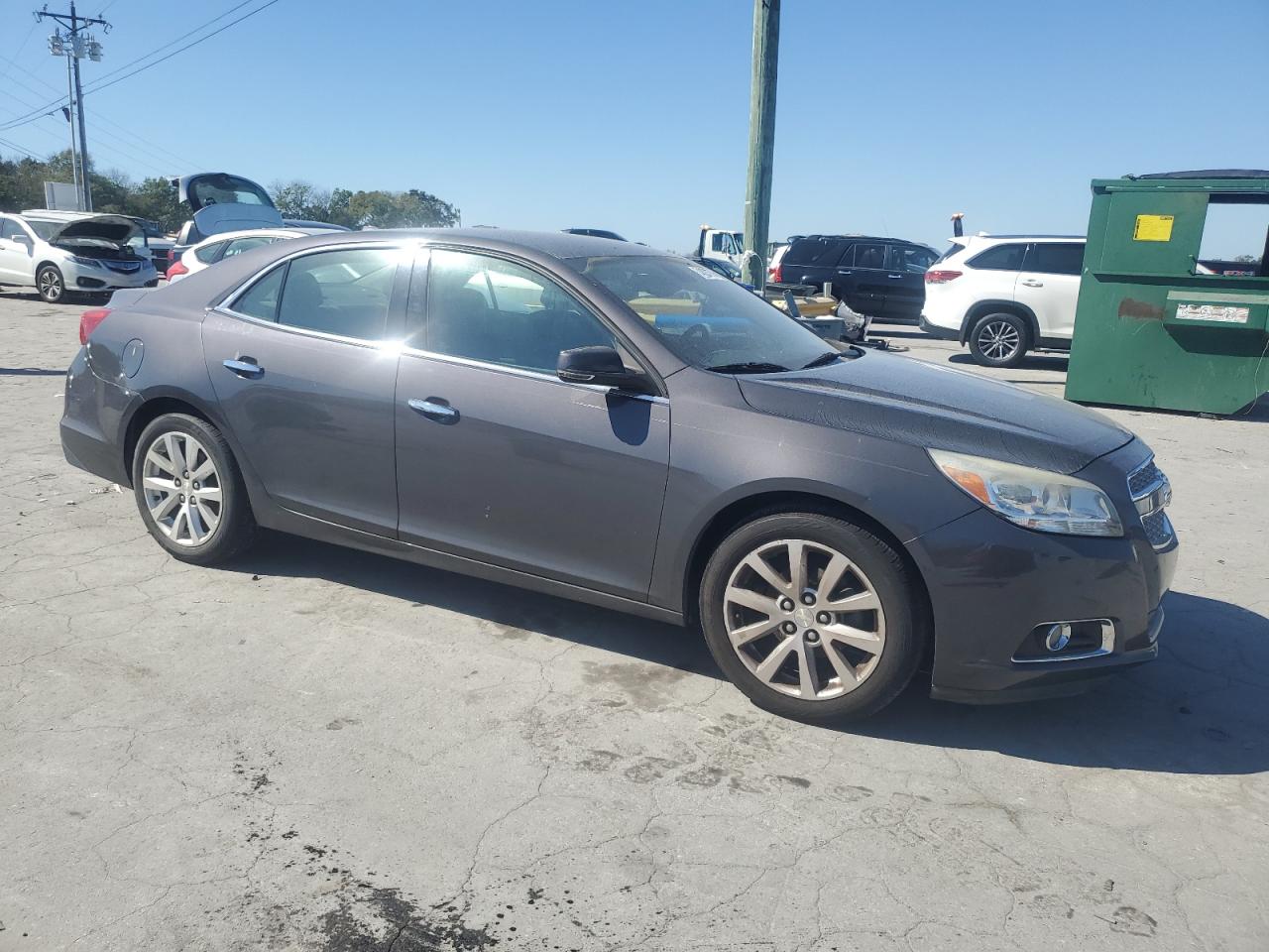 VIN 1G11H5SA3DF259027 2013 CHEVROLET MALIBU no.4