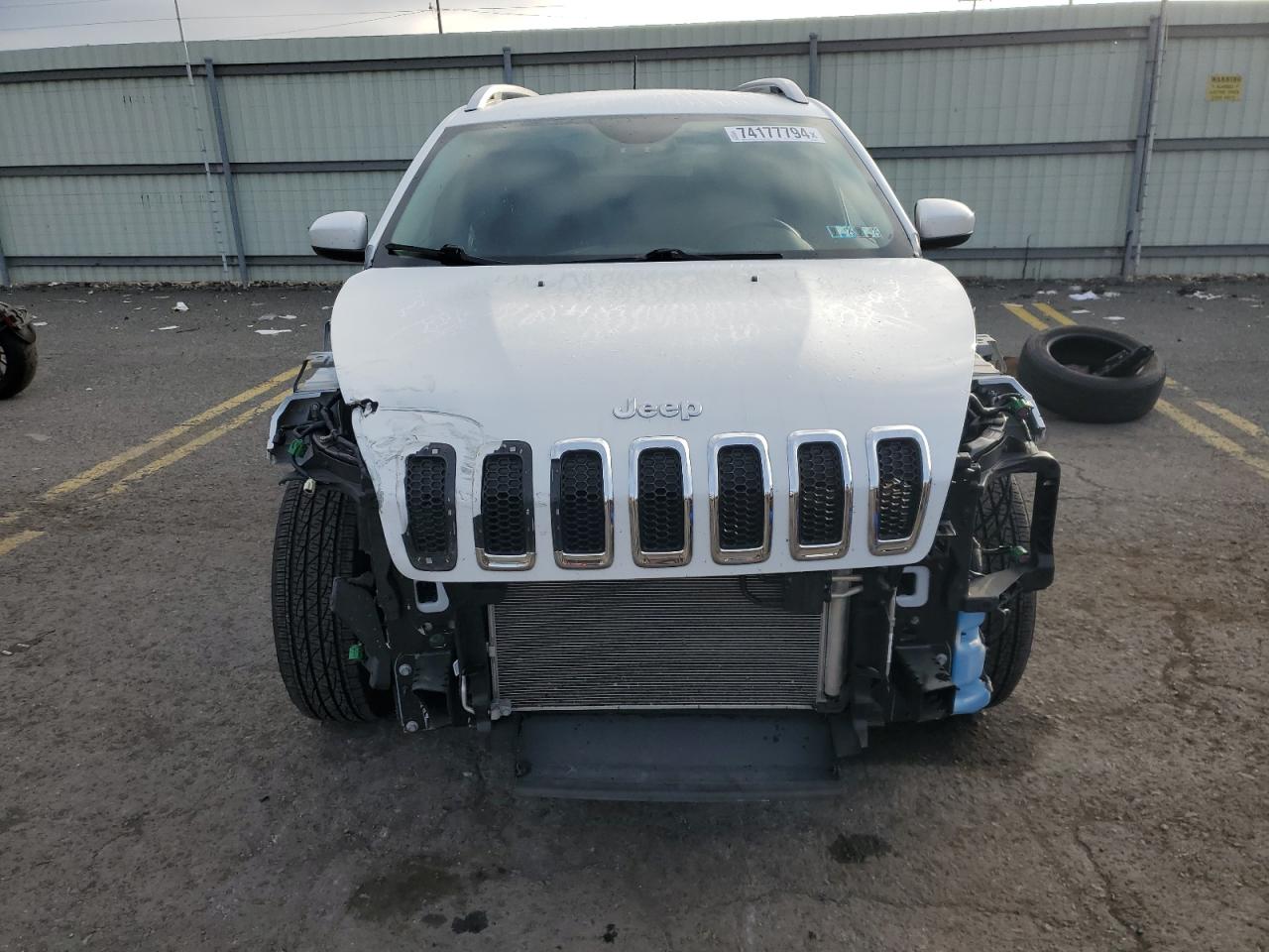 2017 Jeep Grand Cherokee - Image 5