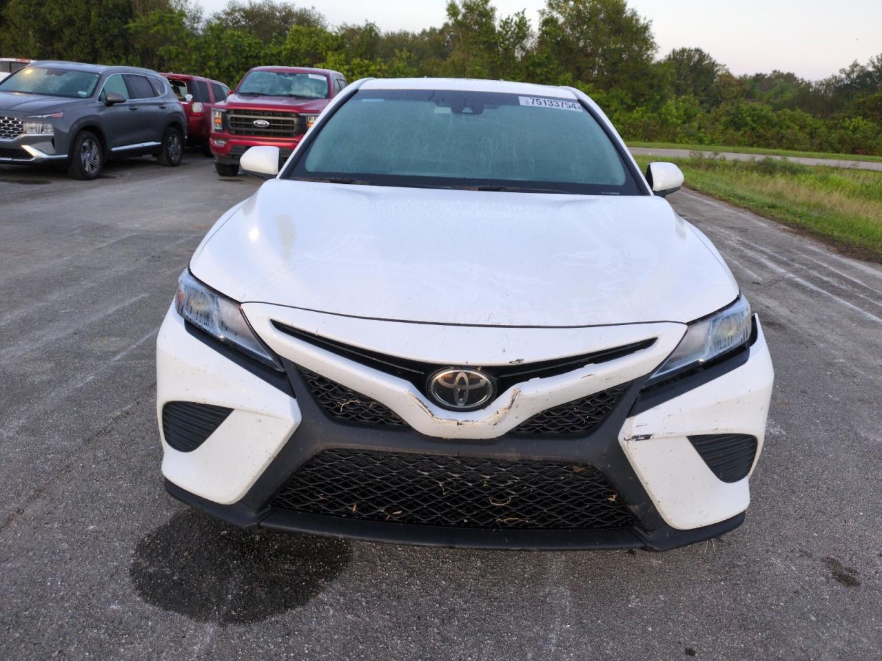 2018 Toyota Camry - Image 5