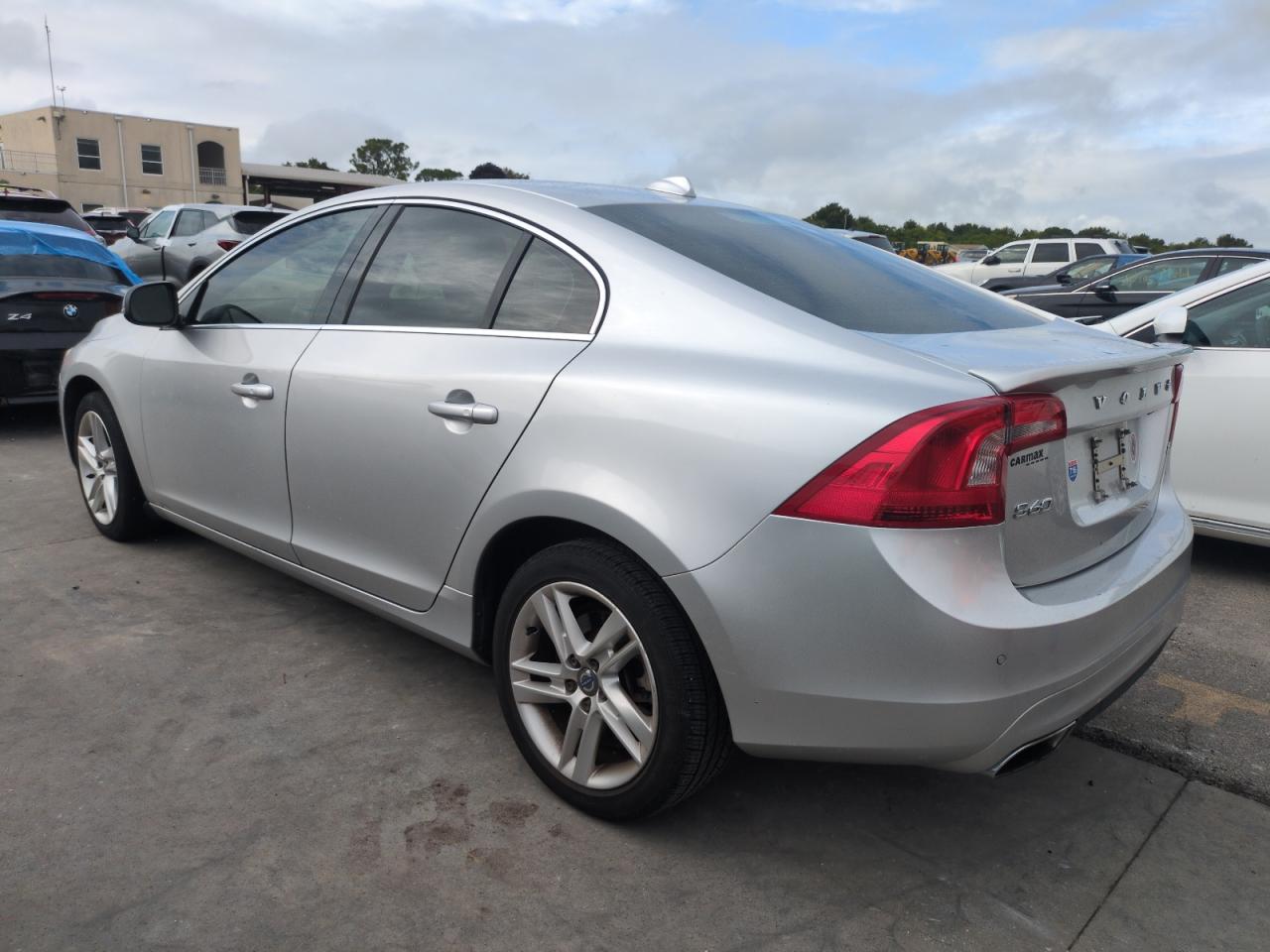 YV140MFM5F2360939 2015 VOLVO S60 - Image 2