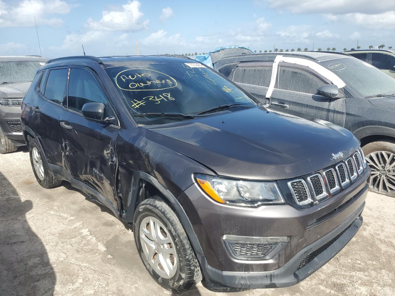 VIN 3C4NJCAB1JT140082 2018 JEEP COMPASS no.4