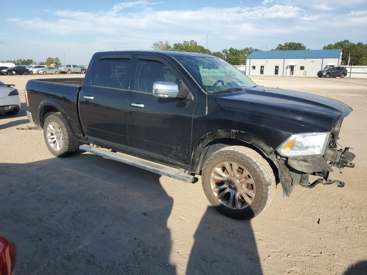 2014 RAM 1500 - Image 4