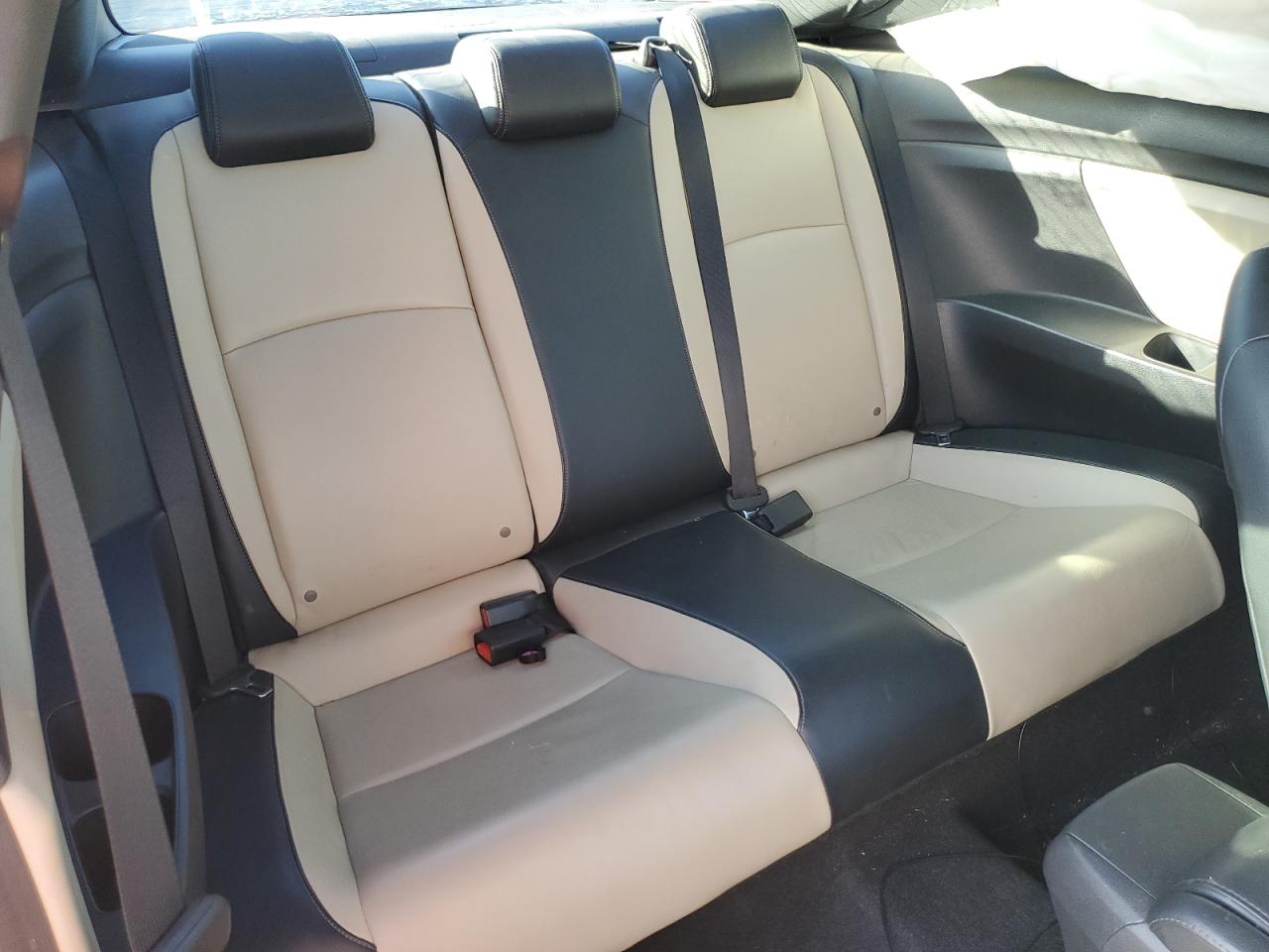 2017 Honda Civic - Image 10
