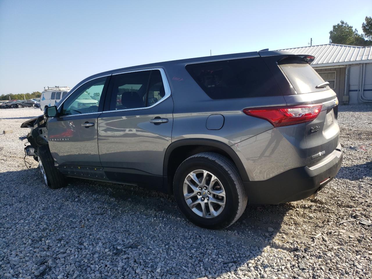 1GNERFKW4LJ104321 2020 CHEVROLET TRAVERSE - Image 2