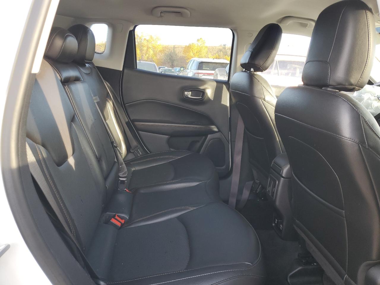 2021 Jeep Compass - Image 11