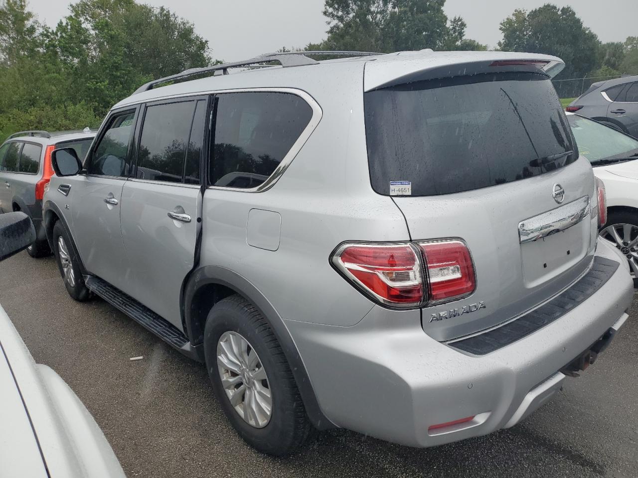 2018 Nissan Armada - Image 2
