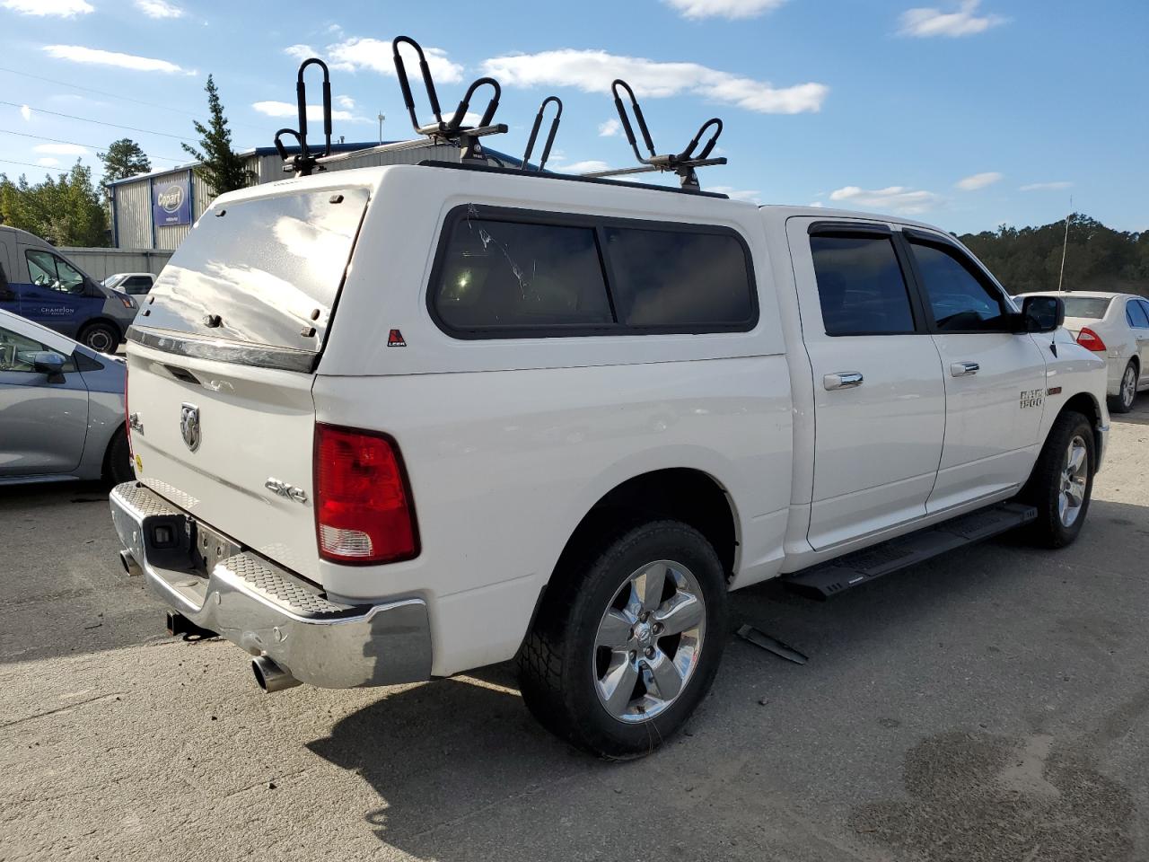 2017 RAM 1500 - Image 3