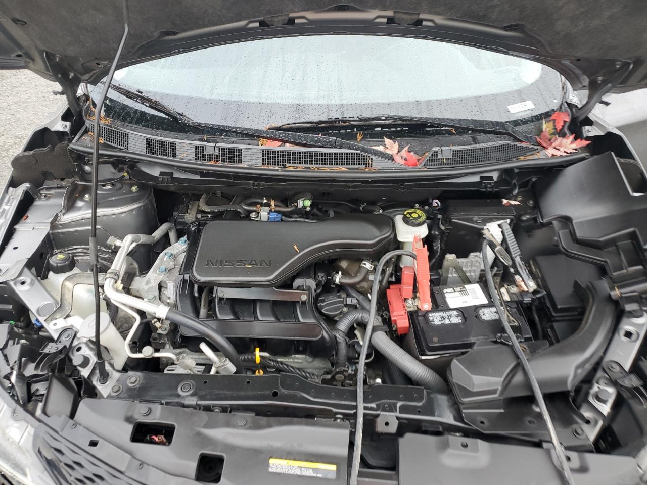 2017 Nissan Rogue - Image 12
