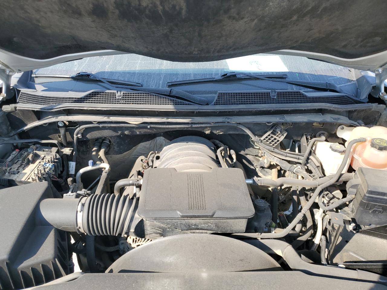 2020 Chevrolet Silverado - Image 13